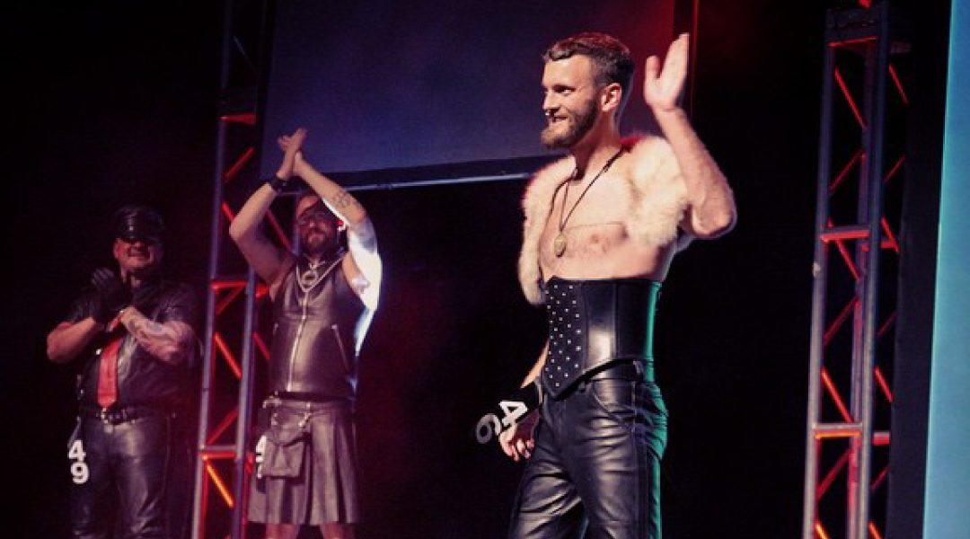 Pup Tugger onstage at IML