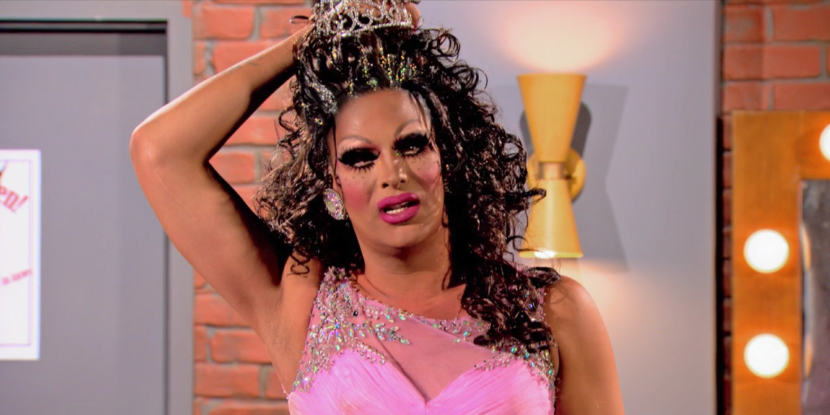 It only took 4 episodes for Roxxxy to have her next 