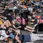 Die-In on 5th Ave - Photo: Leandro Justin